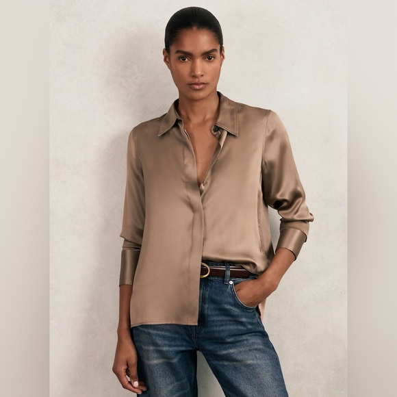 NWT REISS Ameira Silk-Satin Concealed-Placket Shirt in Taupe Brown
